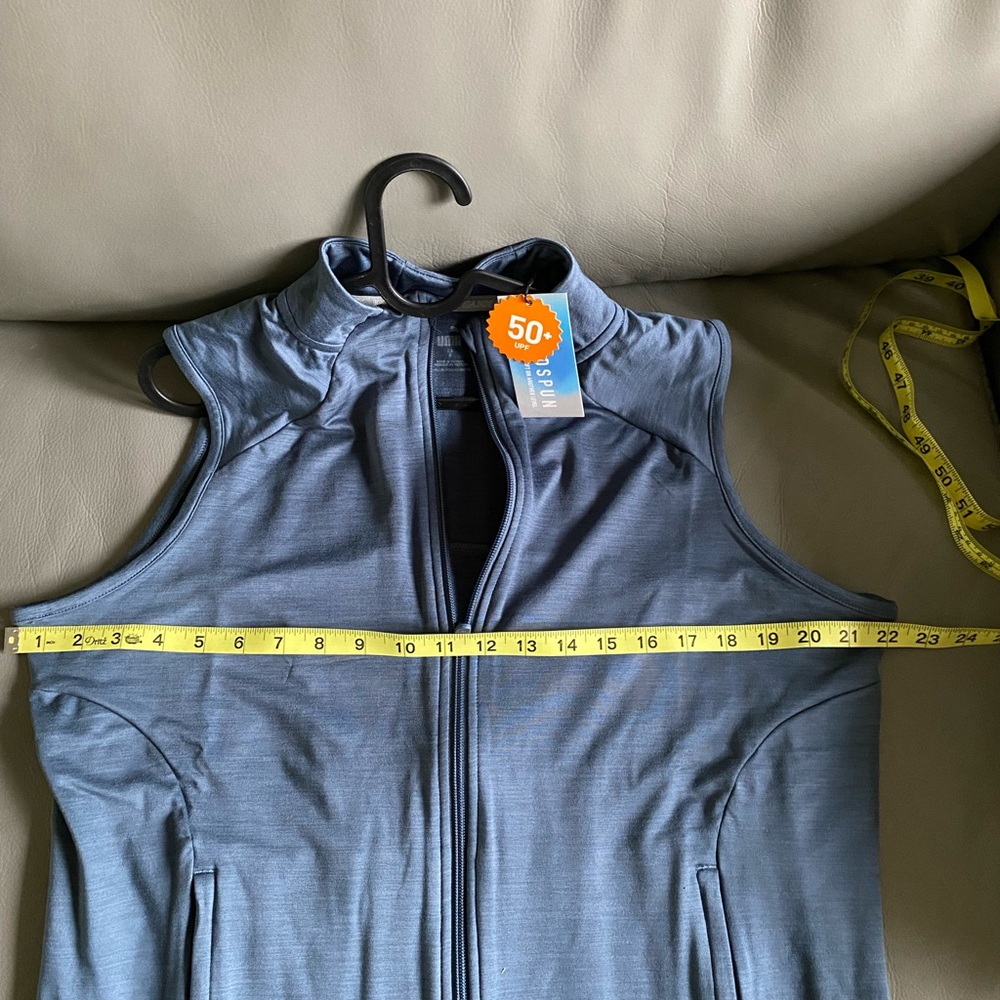 Puma Blue Sleeveless golf vest with Mandarin Collar BNWT large - Picture 11 of 12